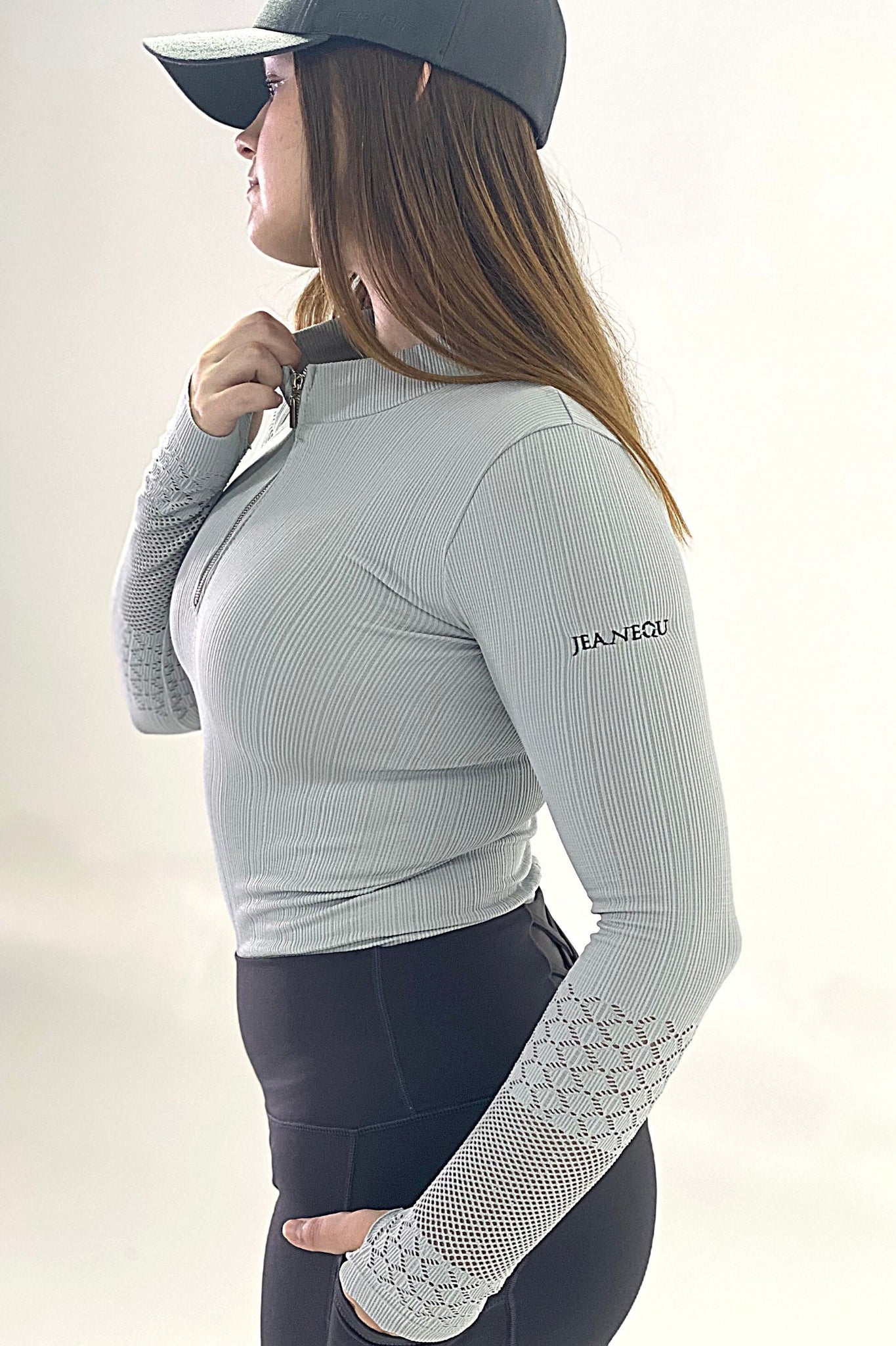 PENNY EQUESTRIAN BASE LAYER IN POWDER GREY